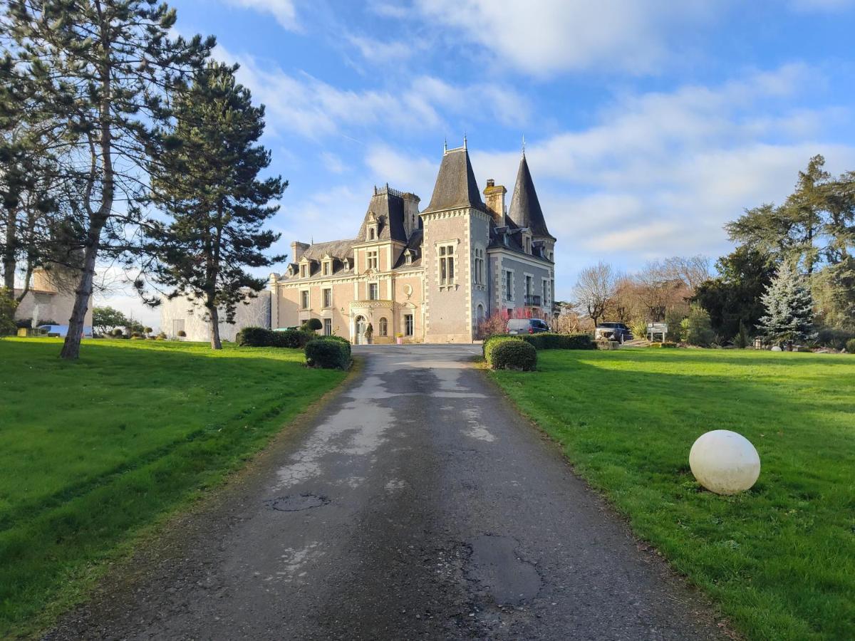 Hotel Chateau De La Barbiniere Saint-Laurent-sur-Sèvre Kültér fotó